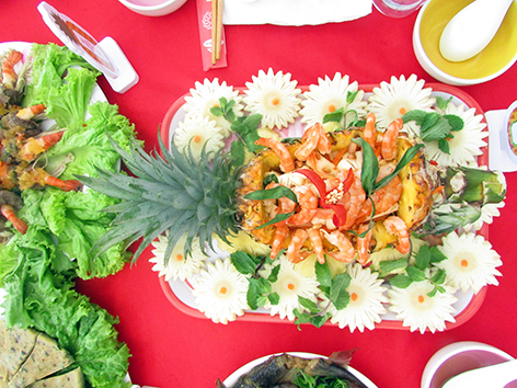 Hau Giang pineapple dishes set Asian record
