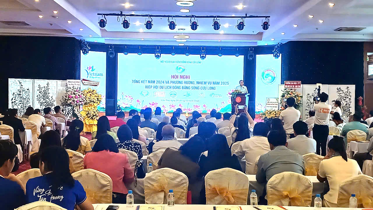 Hội nghị tổng kết năm 2024 và triển khai phương hướng, nhiệm vụ năm 2025 của Hiệp hội Du lịch ĐBSCL
