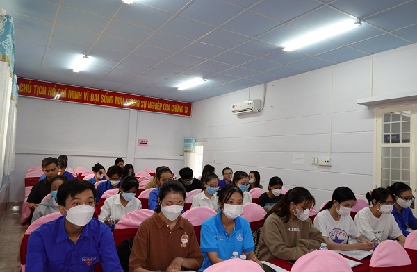 KỸ NĂNG THUYẾT MINH VIÊN DU LỊCH