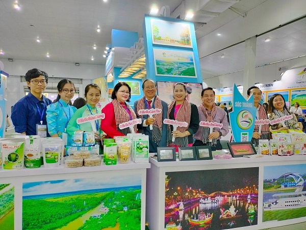 BAN HÀNH NGHỊ QUYẾT VỀ NHIỆM VỤ, GIẢI PHÁP CHỦ YẾU ĐẨY NHANH PHỤC HỒI, TĂNG TỐC PHÁT TRIỂN DU LỊCH HIỆU QUẢ, BỀN VỮNG