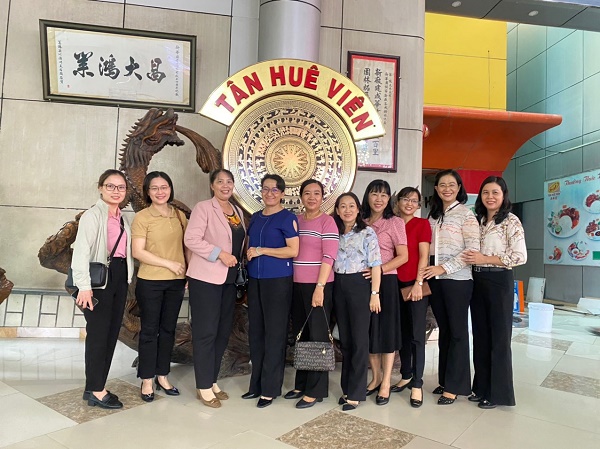 ĐOÀN CÁC TỈNH, THÀNH THAM DỰ HỘI THẢO CHUYÊN ĐỀ  “PHÁT HUY VAI TRÒ ĐỘI NGŨ CÁN BỘ NỮ VÀ VIỆC THỰC HIỆN CHÍNH SÁCH ĐỐI VỚI CÁC NHÓM PHỤ NỮ ĐẶC THÙ”  THAM QUAN DU LỊCH SÓC TRĂNG