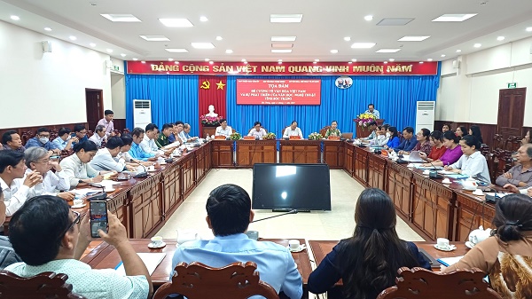 TỌA ĐÀM ĐỀ CƯƠNG VĂN HÓA VIỆT NAM VÀ SỰ PHÁT TRIỂN CỦA VĂN HỌC, NGHỆ THUẬT TỈNH SÓC TRĂNG