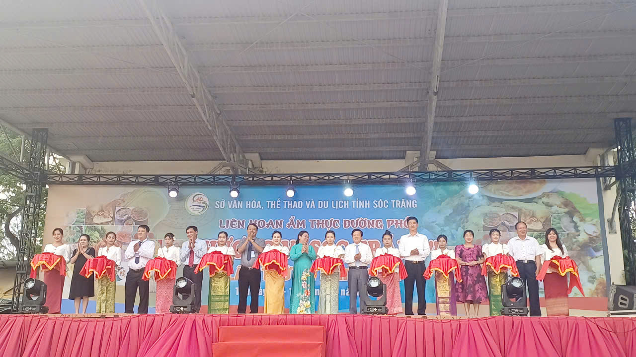 Liên hoan Ẩm thực đường phố “Hương vị Sóc Trăng” lần thứ VI
